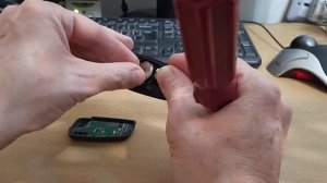 Замена батарейки в ключе Ниссан Х-Трейл  (Nissan X-Trail)