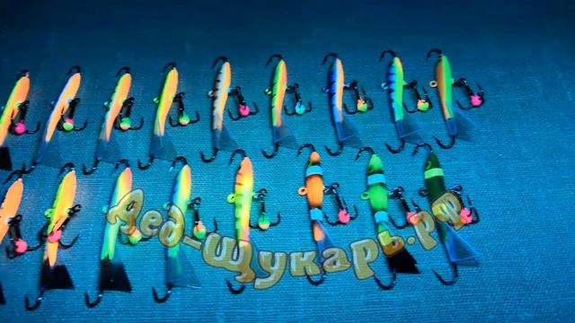 Балансиры Пингвин под ультрафиолетом смотреть онлайн