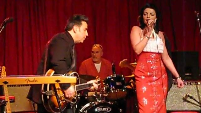 Sue Moreno - Broken Hearted Melody смотреть онлайн