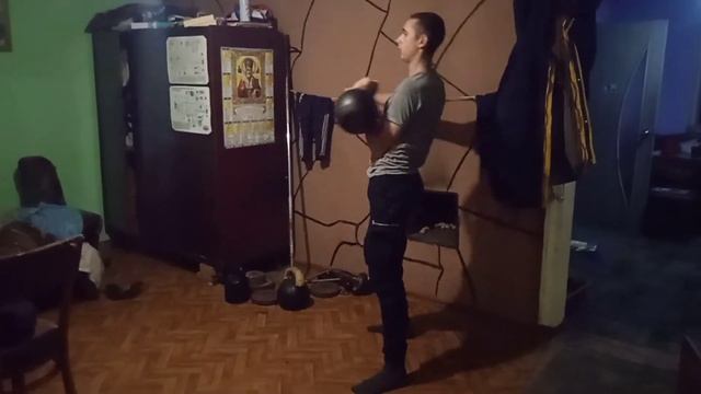 ЛУЧШИЕ УПРАЖНЕНИЯ С ГИРЕЙ ТРЕНИРОВКИ С ГИРЕЙ смотреть онлайн