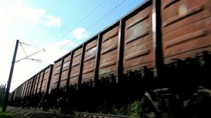 ВЛ80К-687 с грузовым поездом