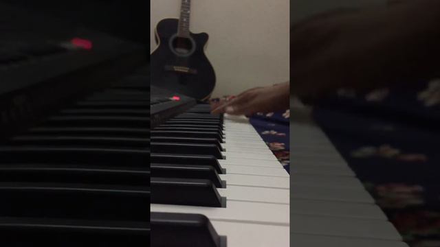 November rain Guitar solo covered on piano смотреть онлайн