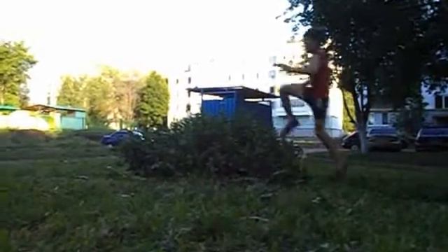 Паркур.Развлечение. Первый день обучения))) смотреть онлайн