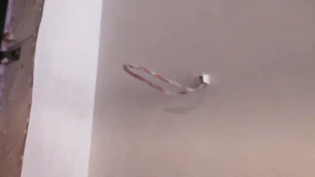 Идеальные углы. Обои поклеены. Контакты мастеров в описании.