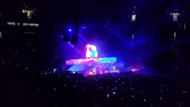 Depeche Mode: Enjoy the Silence live at Oracle Arena 10/10/2017 смотреть онлайн