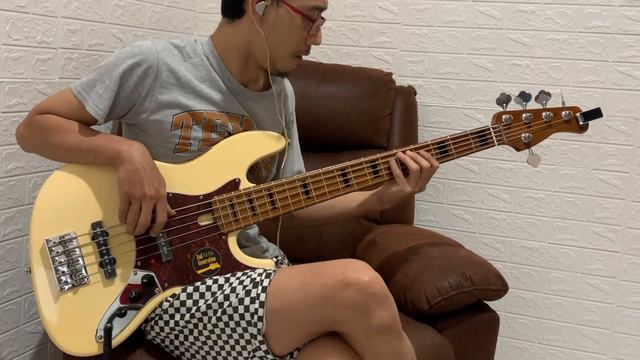 Sire V5 5 Strings Vintage White Bossa Jam смотреть онлайн