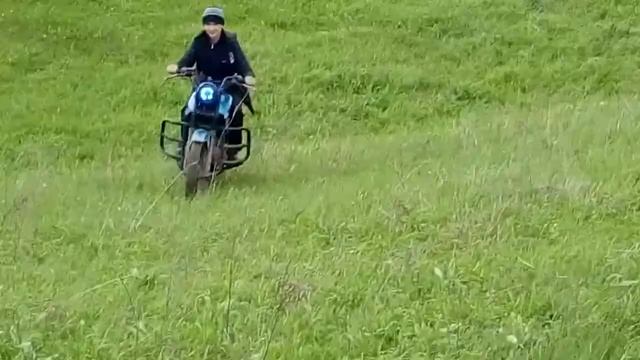XMOTO FX200. Заежаю на ГОРУ смотреть онлайн