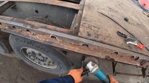 Дальнобой| Грузоперевозки. Быт большегруза. Готовим полуприцеп к покраске. Покраска полуприцепа.