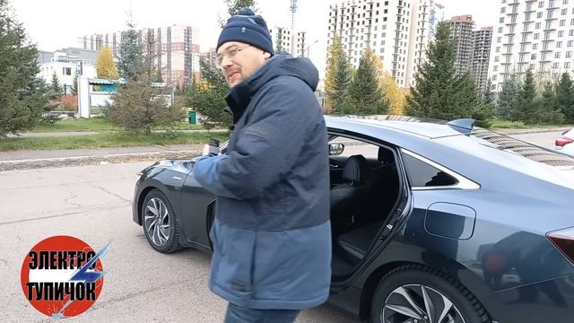 Honda Insight Hyrbid (ZE4). Гибридный седан от Honda. Отличная альтернатива Prius'у? смотреть онлайн