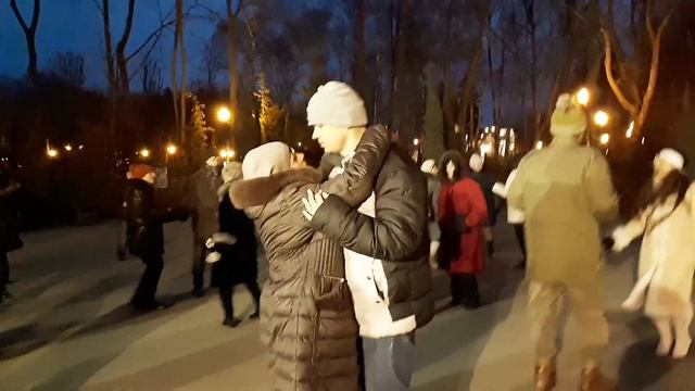 Миллион самых нежных слов!!!!Танцы в парке Горького. смотреть онлайн