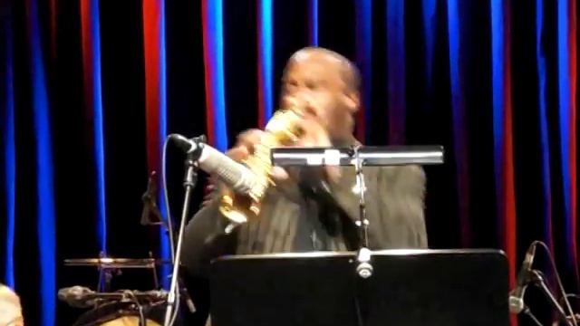 World Saxophone Quartet (pt4) (Solo James Carter) & M'Boom - feb2010 смотреть онлайн