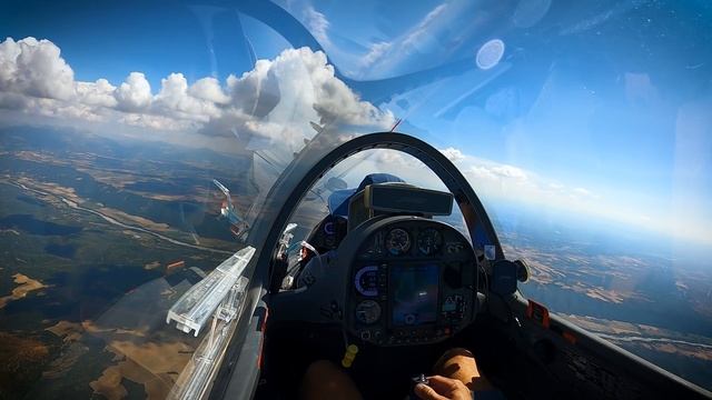 Небесные Шахматы. Путешествие на планёре к лавандовому плато Валенсоль смотреть онлайн