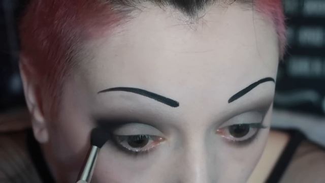 Simple Goth Makeup Tutorial | Toxic Tears AD смотреть онлайн