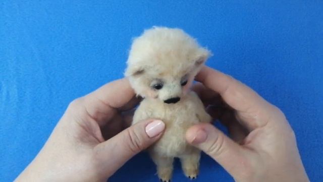Мишаня. Игрушка связана спицами. смотреть онлайн