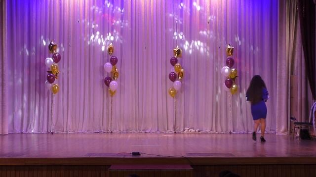 Приветственные слова и Мария Усачева --- стихотворение "Хочу актрисой стать" смотреть онлайн