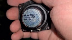 JBL колонка "хрипит"