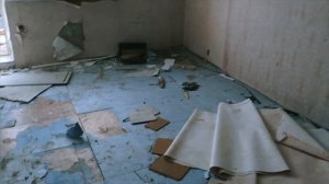 Заброшенная хрущёвка. Почему все жители покинули этот дом? (Mihrum Trip #3)