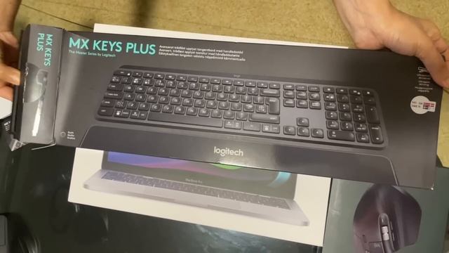 Unboxing my new devices | My workstation for 2021 смотреть онлайн