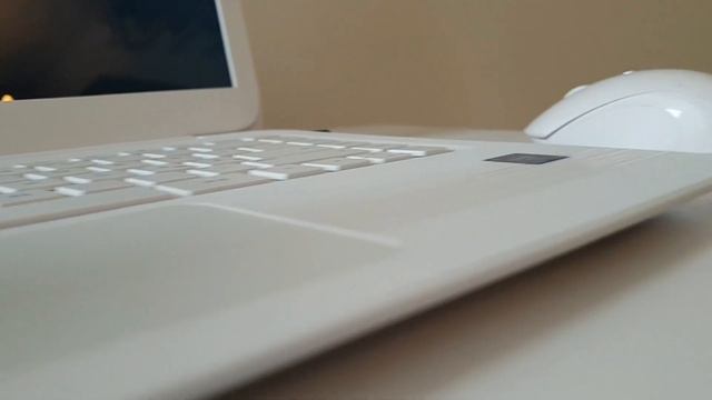 HP WHITE LAPTOP 14" Stream: unboxing * 299e * #hplaptop #hp #whitelaptop #notebook #laptop смотреть онлайн