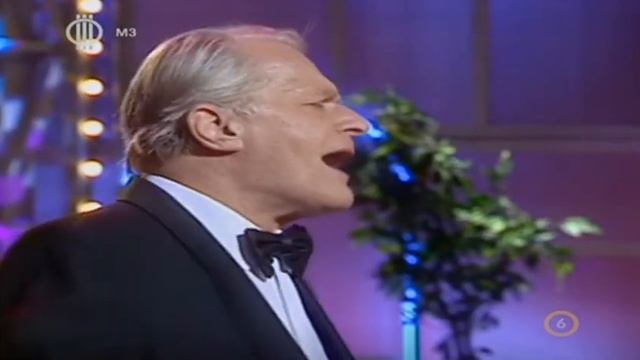 Darvas Iván énekel - Szívbajok ellen kisasszony szedjen tangót смотреть онлайн