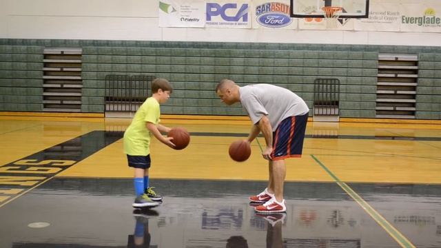 MId-Range Game - Ball Handling within my Offensive Box.... смотреть онлайн