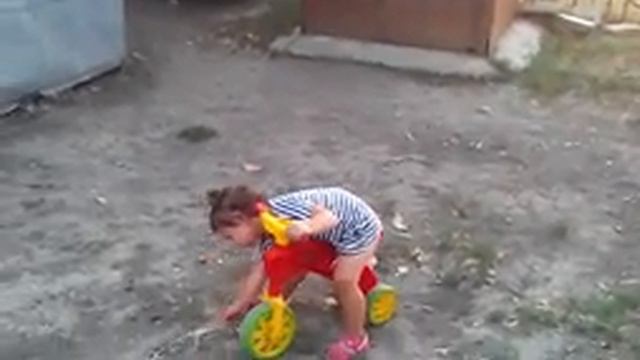 Велобег беговел трехколесный беспедальный самокат велосипед толокар космоцикл velobeg begovel смотреть онлайн