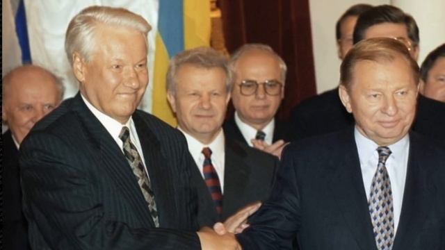 Как разделили оружие Советской Армии после развала СССР в 90-е смотреть онлайн