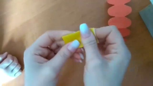 "Весела гусениця" смотреть онлайн