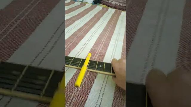 как самому сделать каподастр для гитары смотреть онлайн