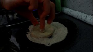 Вкусный рецепт :жареный колбасный сыр