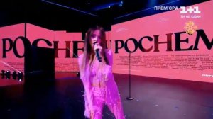 DOROFEEVA performs "Почему" on stage Вечерний Квартал #DOROFEEVA #WHY