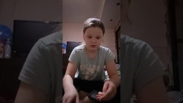 лол который бабушка нашла когда искала что-то смотреть онлайн