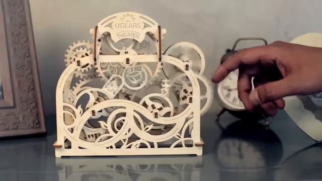 Как работает механический театр от Ugears смотреть онлайн