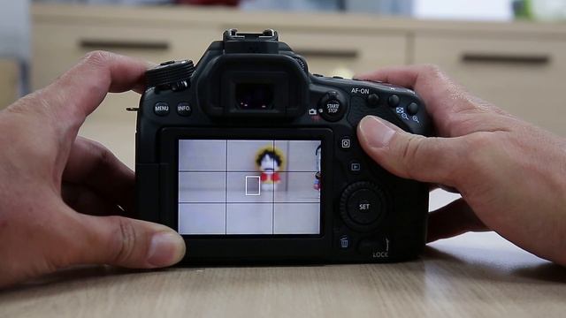 Canon EOS 80D + EF S18 135mm F3 5 5 6 IS STM смотреть онлайн