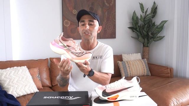 Nike Alphafly 3 vs Saucony Endorphin Elite: The Ultimate Battle - Shoe Comparison Review смотреть онлайн