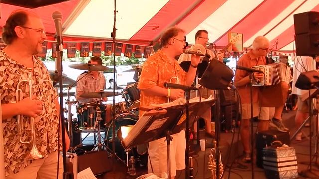 Polka Country Musicians - Magic Touch смотреть онлайн