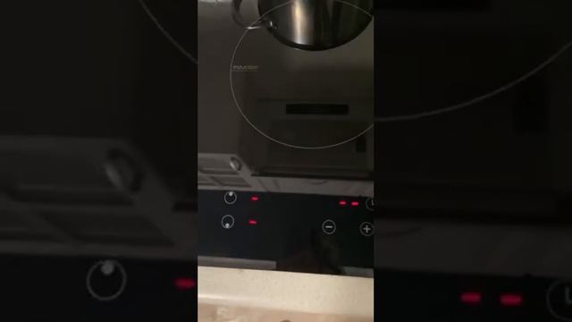 Индукционная плита Darina. Как включить и разблокировать смотреть онлайн