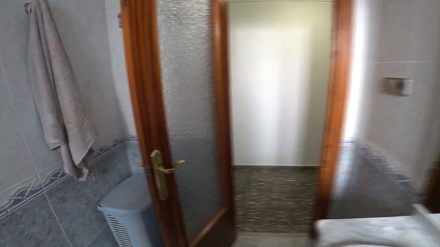 Аренда в ИСПАНИИ, Квартира с 4 спальнями в аренду за 400 евро. Испанский эмигрант смотреть онлайн