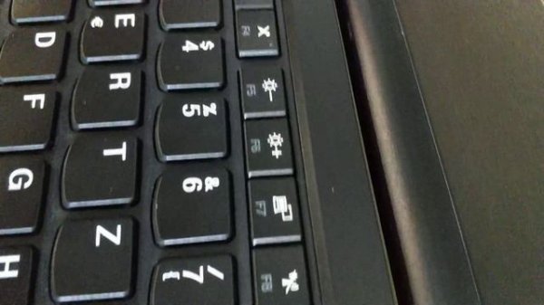 Lenovo ThinkPad E480 - Keyboard Flex check