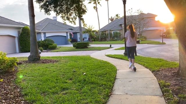 Macwheel E9 Pro Electric Scooter | Electric Scooter Fun! смотреть онлайн