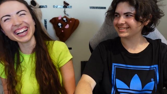 My Little Brother Takes A Lie Detector Test.. смотреть онлайн