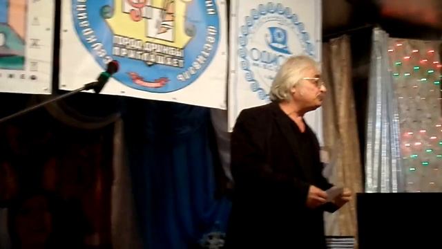 Анатолий Шевченко читает стихи о Мариуполе и о любви. 25.09.2016 смотреть онлайн