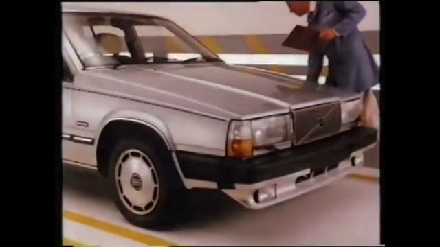 Volvo Commercial - Crash Test Using Research Dummies (1984, Australia) смотреть онлайн