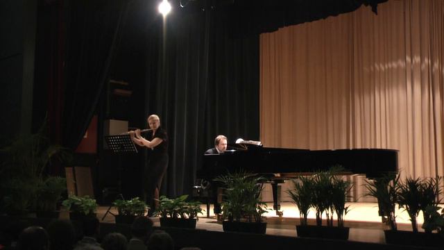 S. Mitryaykina (flute) & A. Parshin (piano) in Mont-sur-Marchienne 23.01.2010. Part 1 смотреть онлайн