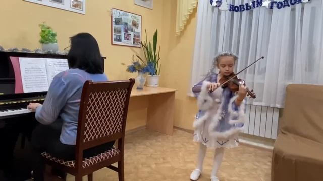 Л.Коган"Новогодняя полька"(исп.Рыбалкина Виктория) смотреть онлайн