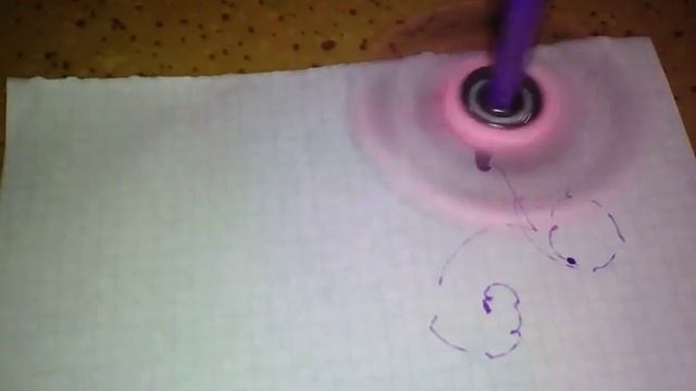 спинер умеет рисовать ШОК! смотреть онлайн