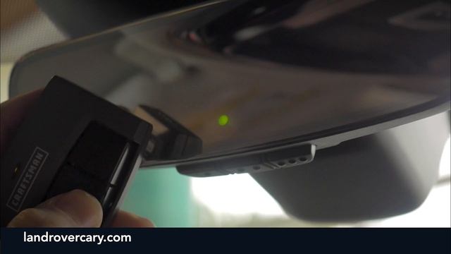 Land Rover Cary: How to Program Homelink Garage Door Opener смотреть онлайн