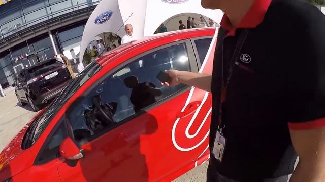 Ford Fiesta ST 2016,безполезный тест смотреть онлайн