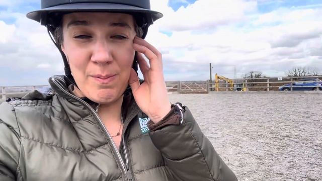 DID SOMEONE SAY NOVICE FREESTYLE?! | Riding With Charlotte