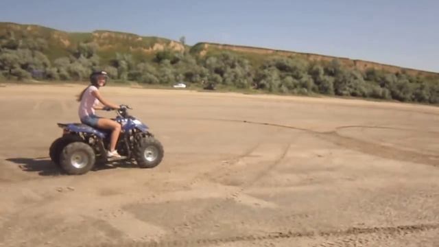Самый быстрый в мире квадроцикл смотреть онлайн